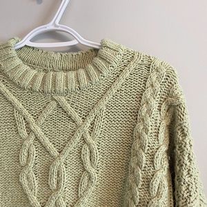 SOLD 🚫 Aerie Sweater 🤩